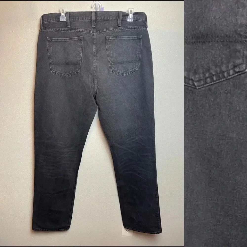 NWT’S. The Foundry Mens big and tall dark denim jeans.
Size: 42X36 - Picture 2 of 5